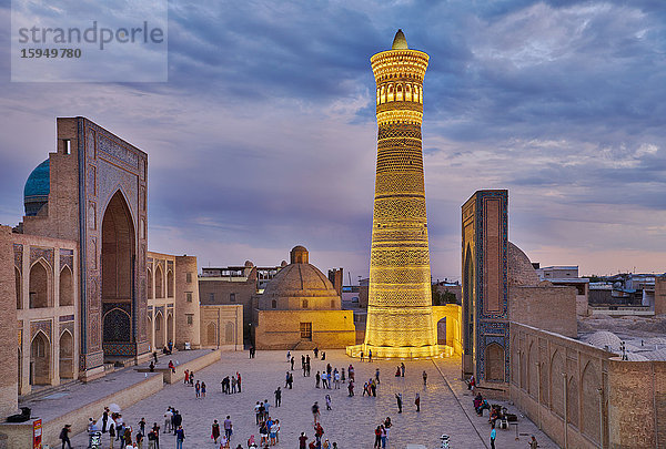 Mir-i Arab-Madrasa  Kalon-Moschee und Kalyan-Minarett  Buchara  Usbekistan  Asien