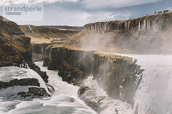 Island  Gullfoss-Wasserfall im Sommer