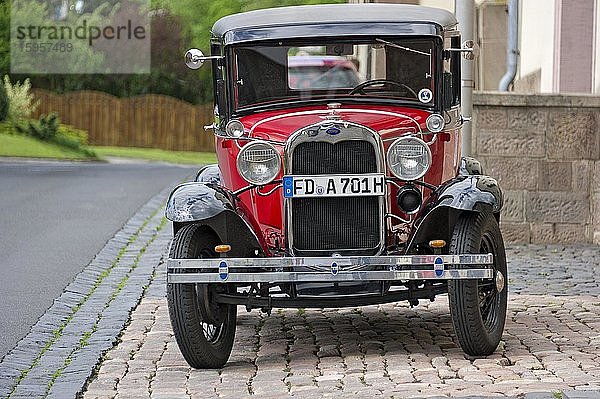 Oldtimer Ford Modell A  Baujahr ca. 1927  Probstei Johannesberg  Fulda  Hessen  Deutschland  Europa