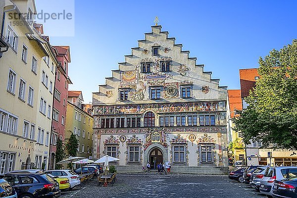 Bunt bemalte Fassade  Altes Rathaus  Insel Lindau  Lindau am Bodensee  Schwaben  Deutschland  Europa