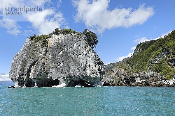 Marmorhöhlen-Heiligtum  Marmorkathedrale am General-Carrera-See  Puerto Rio Tranquilo  Region Aysen  Patagonien  Chile  Südamerika