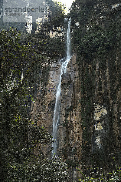 Die Yumbilla-Fälle in der Nähe der Stadt Cuispes in der nördlichen peruanischen Amazonasregion  der fünfthöchste Wasserfall der Welt.