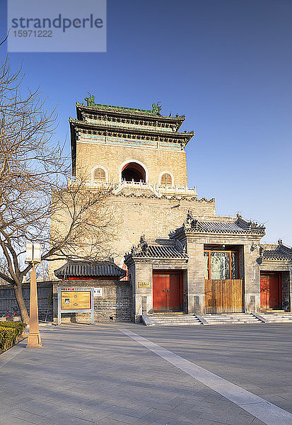 Glockenturm  Dongcheng  Beijing  China  Asien