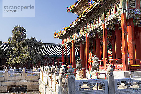 Halle des Kaiserlichen Kollegs im Konfuzius-Tempel  Peking  China  Asien