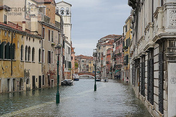 Hochwasser in Venedig im November 2019  Fondamenta della Misericordia  Venedig  UNESCO-Weltkulturerbe  Venetien  Italien  Europa