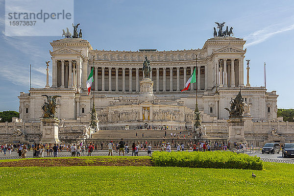 Ansicht von Vittoriano  Nationaldenkmal Vittorio Emanuel  Piazza Venezia  Rom  Latium  Italien  Europa