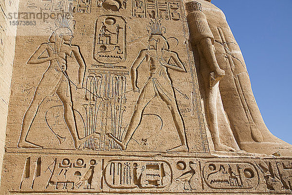 Versunkenes Relief  Ramses-II-Tempel  UNESCO-Weltkulturerbe  Abu Simbel  Nubien  Ägypten  Nordafrika  Afrika