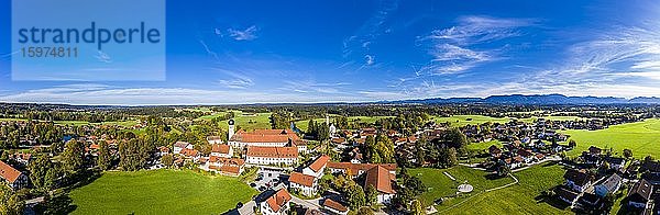 Luftaufnahme Kloster der Salesianerinnen oder Kloster Beuerberg  Eurasburg  Tölzer Land  Oberbayern  Bayern  Deutschland  Europa