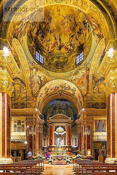 Hauptkirchenschiff von Saint Paul- oder Chiesa-Di San Paolo  Barockkirche  Bologna  Emilia-Romagna  Italien  Europa