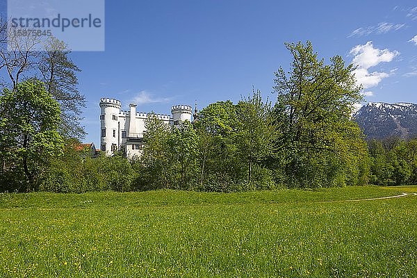 Schloss Marzoll  Marzoll  Berchtesgadner Land  Oberbayern  Bayern  Deutschland  Europa