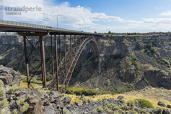 USA  Idaho  Twin Falls  Perrine-Brücke im Snake River Canyon