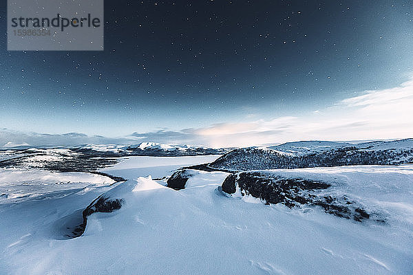 Sternenhimmel in der Polarnacht  Kilpisjaervi  Enontekioe  Finnland