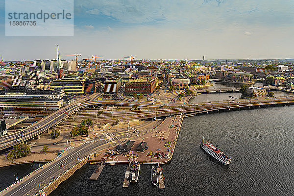 Schweden  Sodermanland  Stockholm  Luftaufnahme des Schiffs Klara Malarstrand bei der Ankunft im Hafen