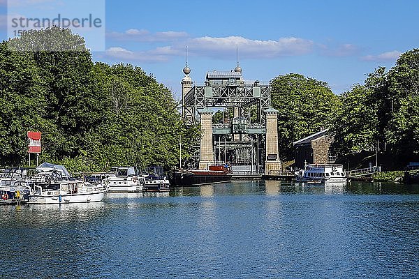 LWL-Industriemuseum Schiffshebewerk Henrichenburg am Dortmund-Ems-Kanal  Waltrop  Ruhrgebiet  Nordrhein-Westfalen  Deutschland  Europa