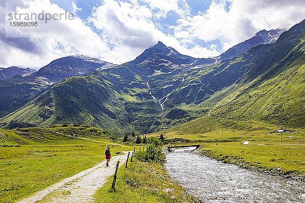 Wanderweg im Nassfeldtal  Nassfeld  Sportgstein  Gasteinertal  Hohe Tauern  Bad Gastein  Land Salzburg  Österreich  Europa