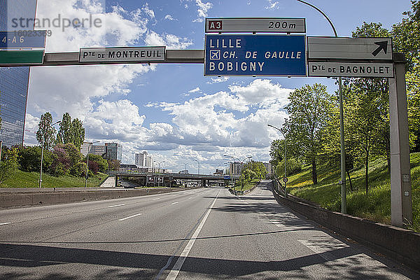 Bagnolet-Tor-Wüstenvorrichtung während der Eindämmung