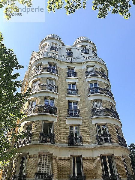 Paris  buttes-chaumont