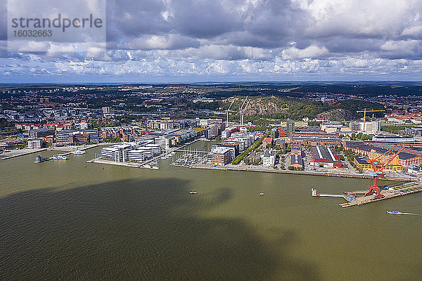 Luftbild der Drohne von der Insel Hesingen (Hisingen)  Göteborg  Schweden  Skandinavien  Europa