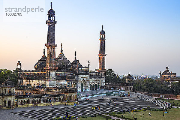 Asifi-Moschee im Bara-Imambara-Komplex  Lucknow  Uttar Pradesh  Indien  Asien