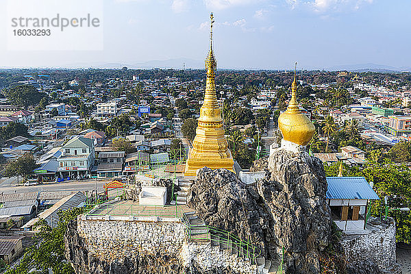 Taung Kew Paya auf Felsen gebaut  Loikaw  Bundesstaat Kayah  Myanmar (Burma)  Asien