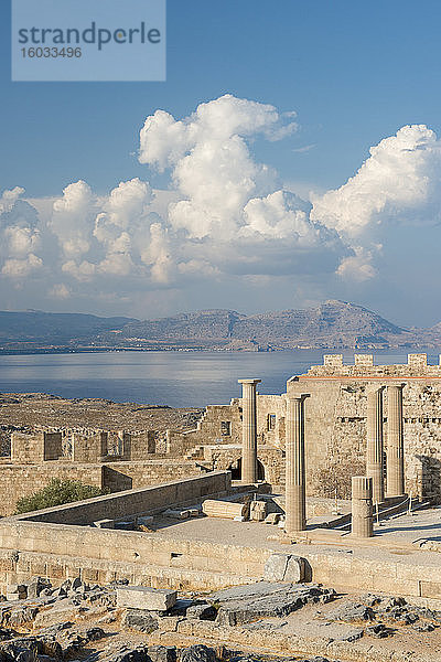 Akropolis von Lindos  Rhodos  Dodekanes  Griechische Inseln  Griechenland  Europa