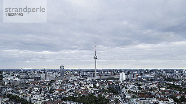 Fernsehturm und Berliner Stadtbild  Deutschland