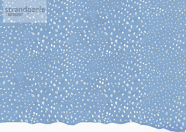 Illustration Schneefall bei blauem Himmel