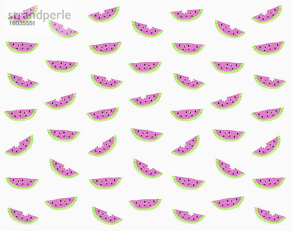 Illustration Wassermelone mit fehlendem Beißmuster auf weißem Hintergrund