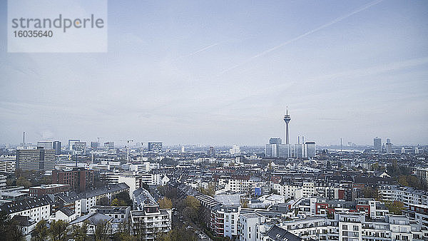 Düsseldorfer Stadtbild  Nordrhein-Westfalen  Deutschland