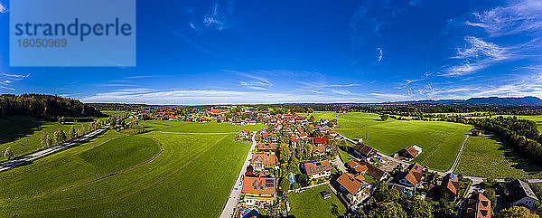 Deutschland  Bayern  Oberbayern  Tolzer Land  Eurasburg  Luftbild des Klosters der Salesianer oder Kloster Beuerberg