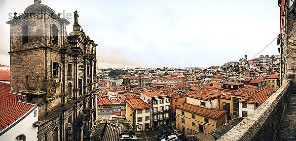 Portugal  Porto  San Lorenzo Kirche und Altstadt