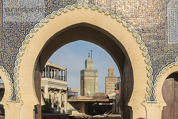 Marokko  Fes-Meknes  Fes  Bogen des Stadttors Bab Bou Jeloud