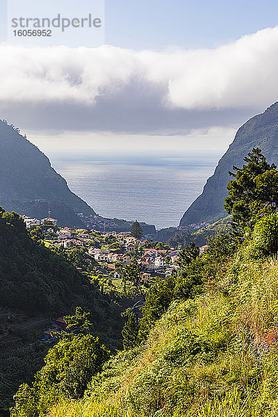 Portugal  Sao Vicente  Dorf auf der Insel Madeira im Sommer