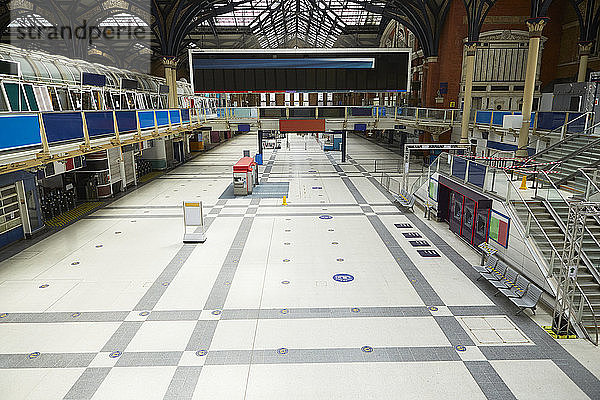 UK  England  London  Leerer Innenraum der Liverpool Street Station