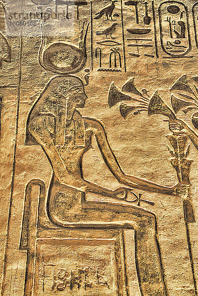 Göttin Hathor  Reliefs  Tempel der Hathor und Nefetari  UNESCO-Weltkulturerbe; Abu Simbel  Ägypten