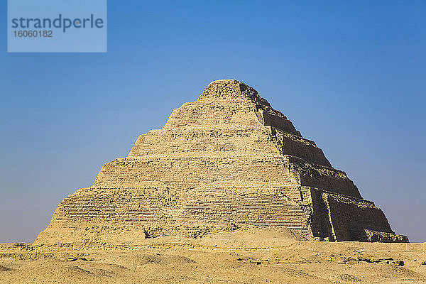 Djosers Stufenpyramide  Stufenpyramidenkomplex  UNESCO-Weltkulturerbe; Saqqara  Ägypten