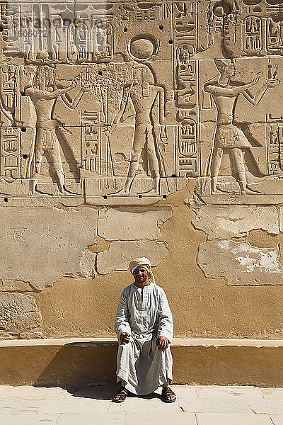 Hausmeister  Wand der Reliefs  Tempelkomplex von Karnak  UNESCO-Weltkulturerbe; Luxor  Ägypten