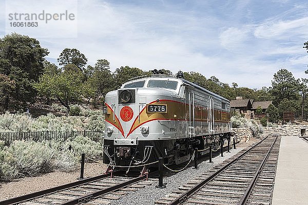 Historische Diesel Lokomotive  ALCO FPA-4 der Grand Canyon Railway  Train Depot  Grand Canyon Village  Grand Canyon Nationalpark  Arizona  USA  Nordamerika