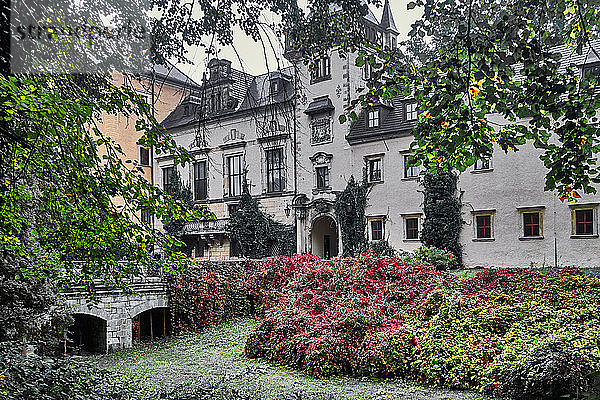 Kliczkow  Polen - Das Schloss Kliczkow. Das Schloss Kliczkow befindet sich in Kliczkow  Woiwodschaft Dolnoslaskie  Polen. Das Hauptgebäude wurde 1585 im Renaissance-Stil in unmittelbarer Nähe der alten Festung erbaut.