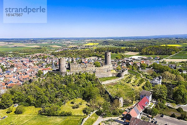 Luftaufnahme  Burg Münzenberg  Münzenberg  Wetterau  Hessen  Deutschland  Europa