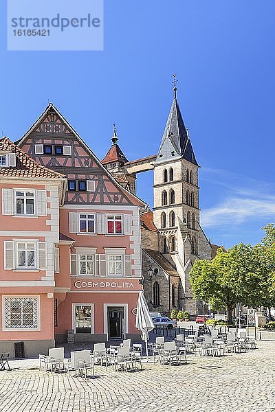 Marktplatz mit Stadtkirche St. Dionys  Eßlingen  Baden-Württemberg  Deutschland  Europa