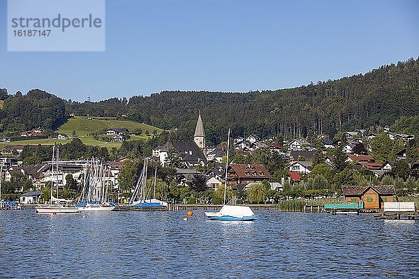 Jachthafen  Altmünster  Traunsee  Salzkammergut  Oberösterreich  Österreich  Europa