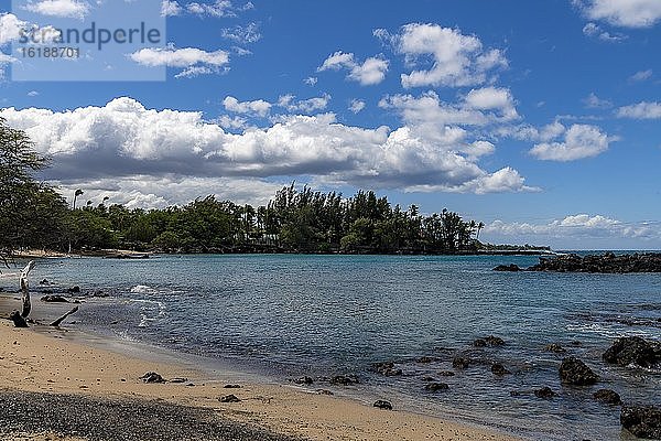 Sandiger Teil der Bucht  H?puna Beach State Recreation Area Waialea Bay Section  Big Island  Hawaii
