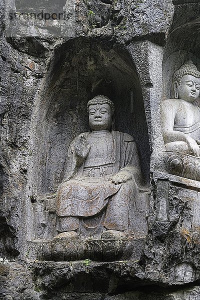 Feilai Felsskulpturen  buddhistische Skulpturen  Lingyin  Hangzhou  Zhejiang Sheng  China  Asien