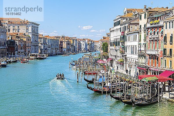 Canale Grande  Ausblick von der Rialtobrücke  Venedig  Venetien  Italien  Europa