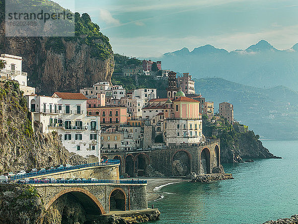 Das Dorf Atrani  an der Amalfiküste  Kampanien  Italien