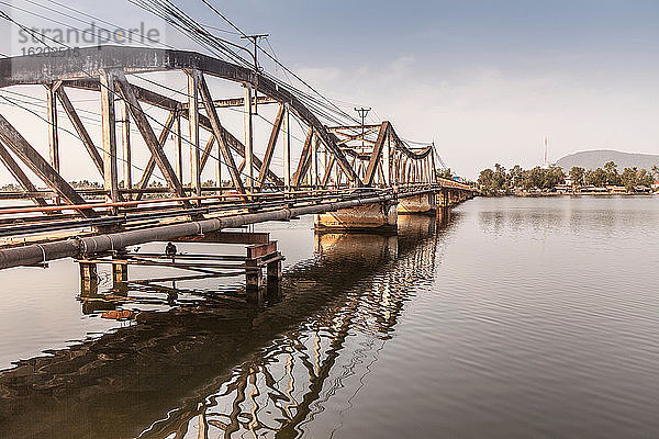 Alte Brücke  Kampot  Kambodscha