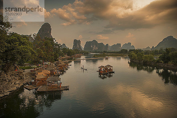 Fluss in Yangshuo  Provinz Guangxi  China