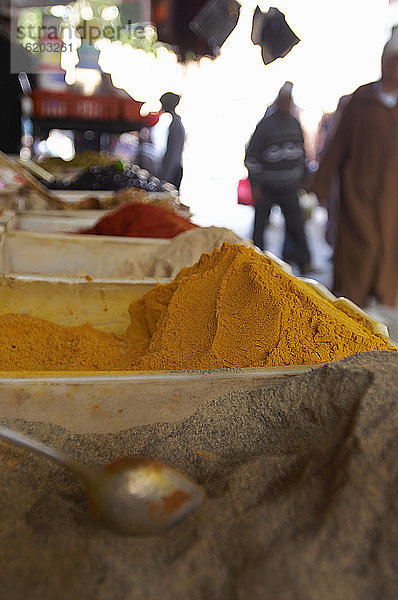 Gewürzmarkt  Djemaa el Fna-Platz  Marrakesch  Marokko