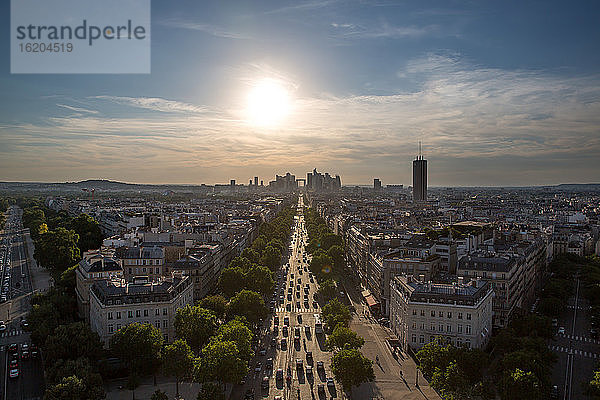 Avenue De La Grande Armee  Paris  Frankreich